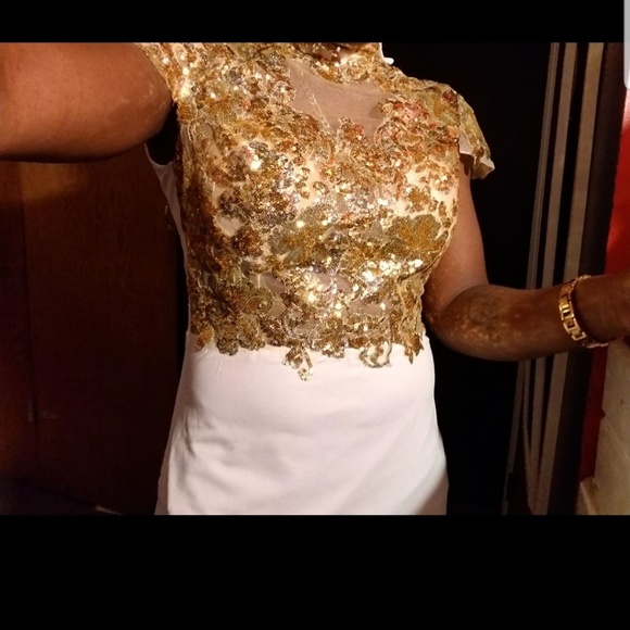 Prom dress - Picture 2 of 3